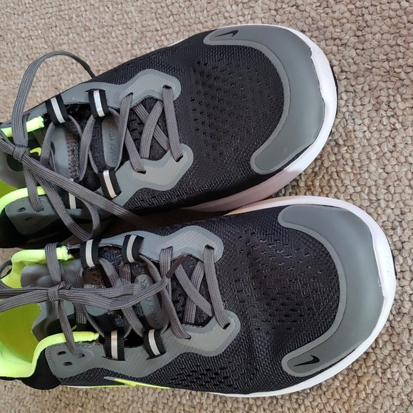 Nike Men's React Miler Running Shoes Sneakers NEW! - Picture 9 of 10